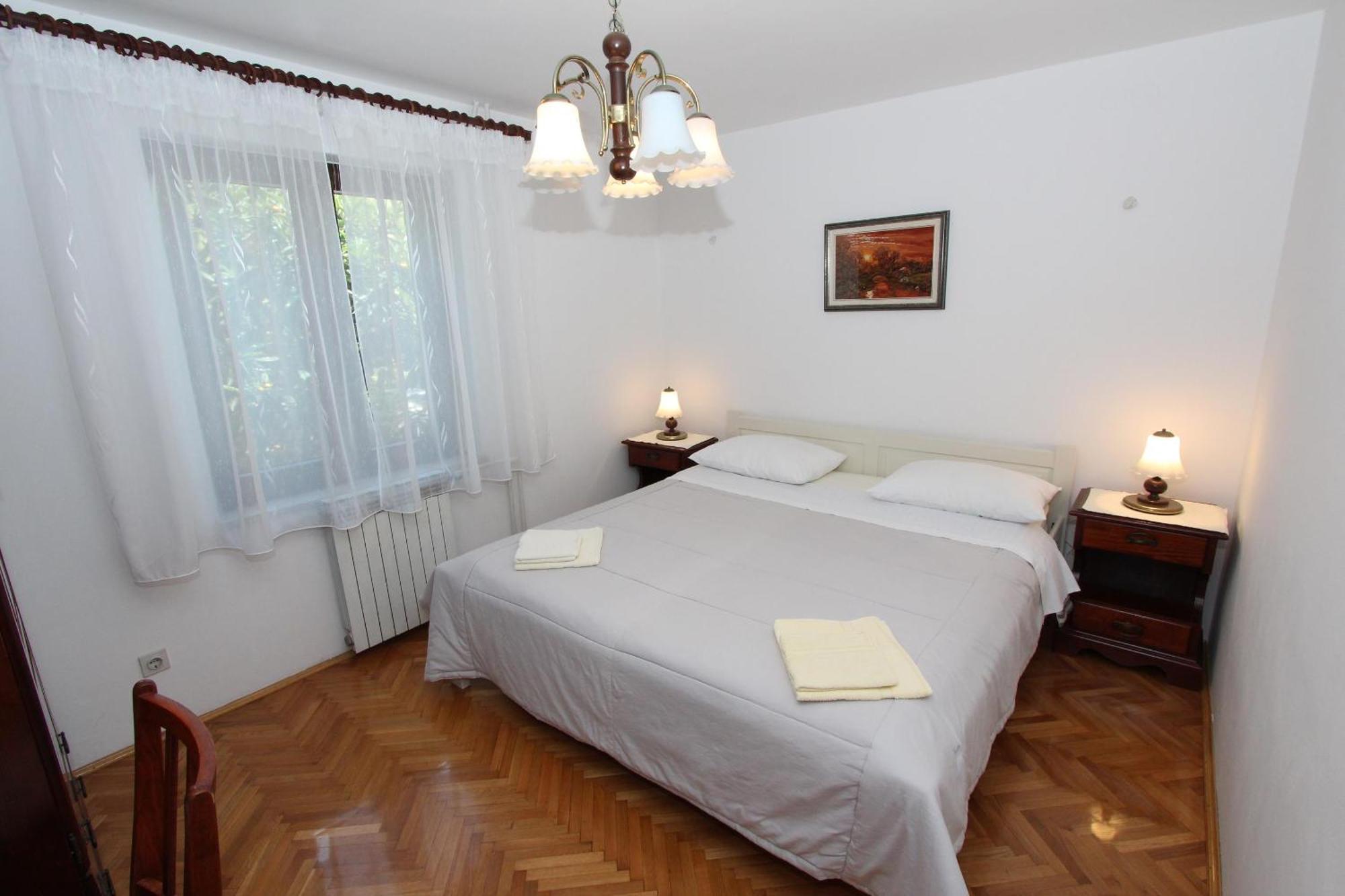 Apartman Lara