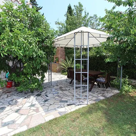 Apartments Lara Rovinj Exterior photo