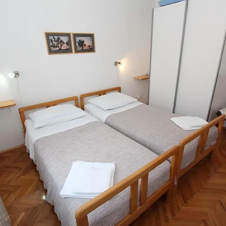 Apartments Lara Rovinj Exterior photo